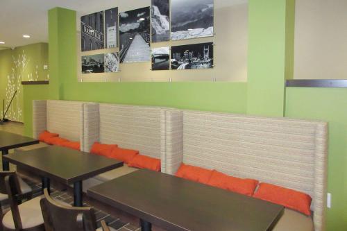 sleep inn and suites gallatin nashville metro