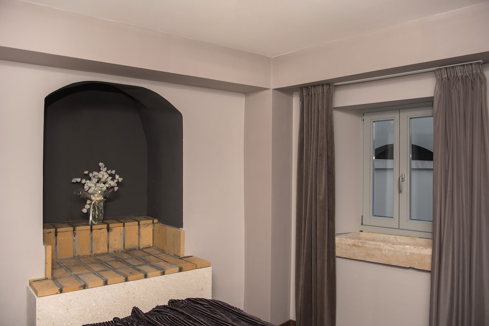 boutique rooms mirabilis