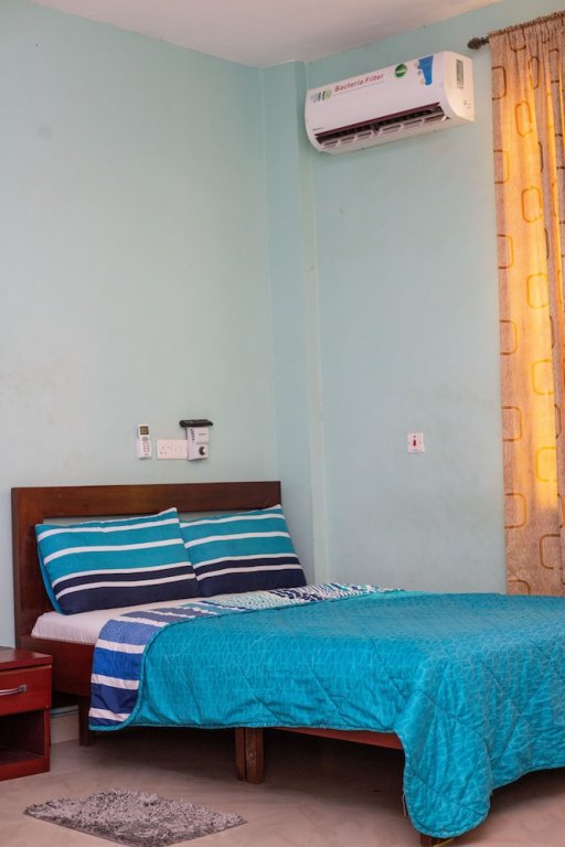 Dreamers Lodge,Ashaiman>>Accra,3.5 star