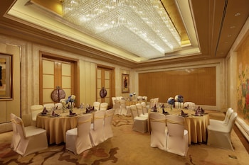 Conrad Dalian,Zhong Shan>>Dalian,5 star