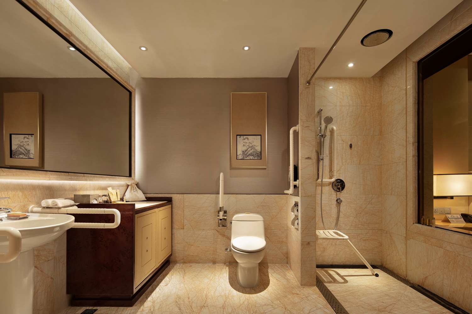 hilton dalian