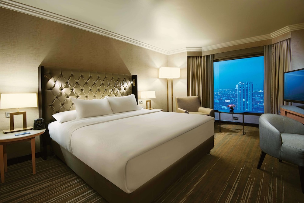 hilton dalian