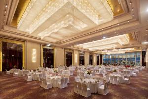 hilton dalian