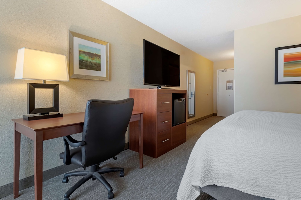 best western fairmont