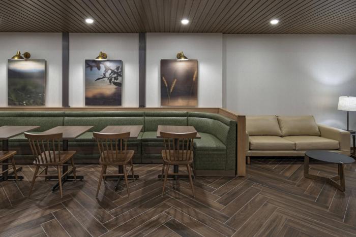 fairfield inn and suites by marriott st louis downtown