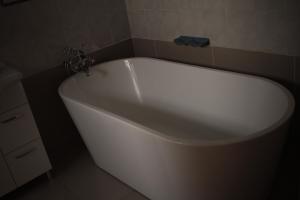 triple palms bed and breakfast