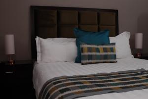 triple palms bed and breakfast