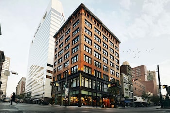 kinley cincinnati downtown a tribute portfolio hotel