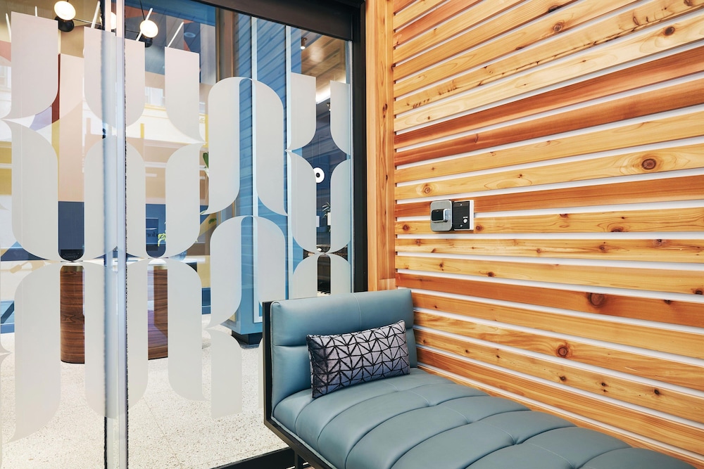 kinley cincinnati downtown a tribute portfolio hotel