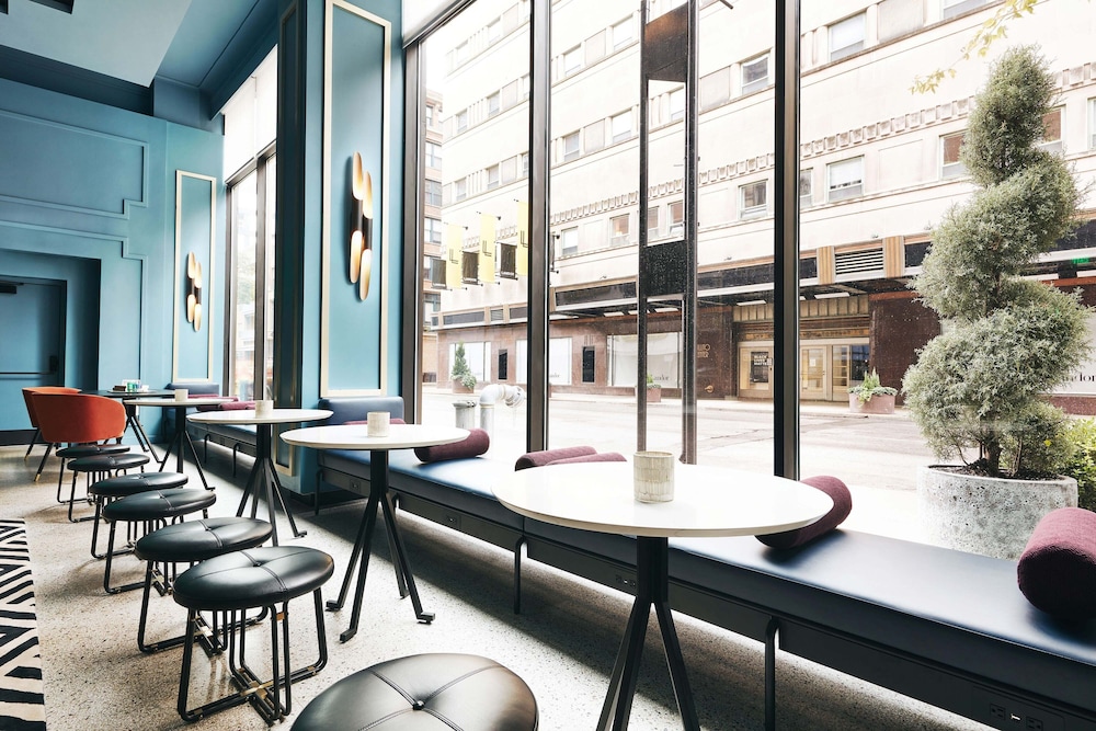 kinley cincinnati downtown a tribute portfolio hotel