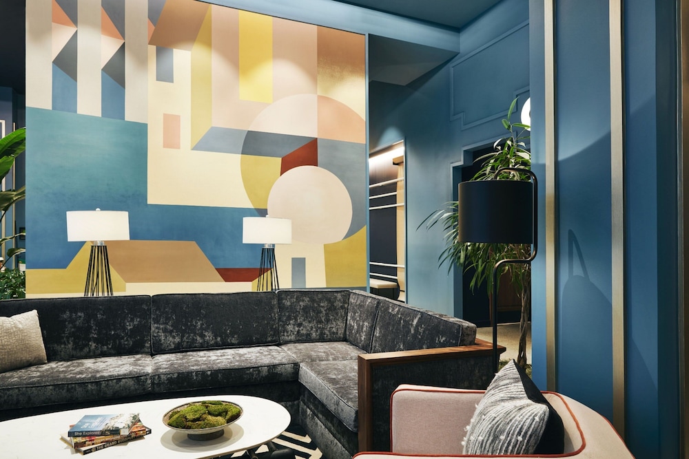 kinley cincinnati downtown a tribute portfolio hotel