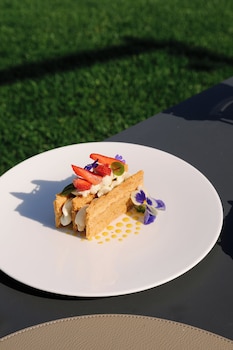 grand hotel victoria concept and spa by r collection hotels