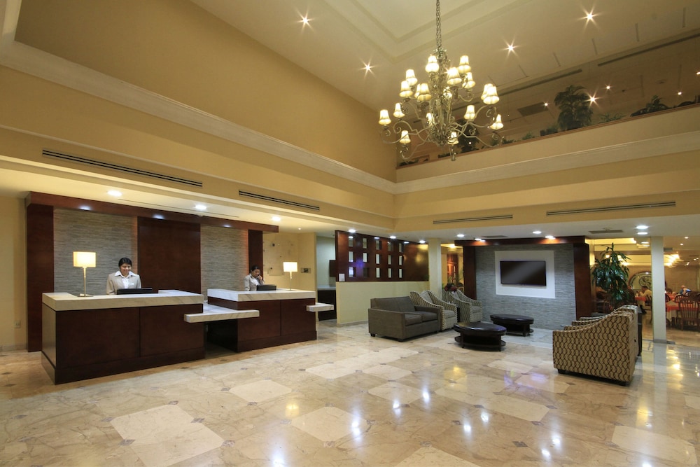 holiday inn monclova by ihg