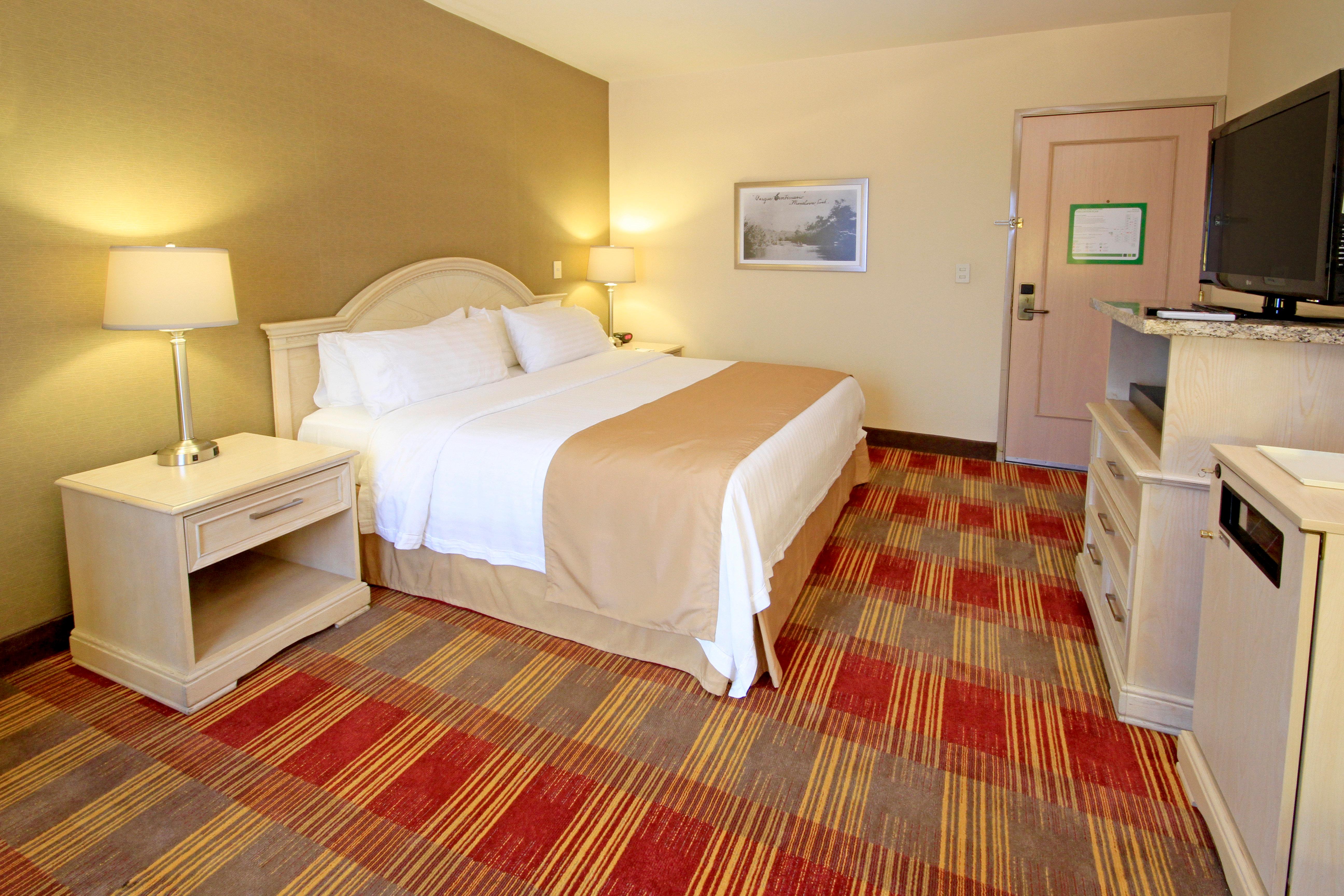 holiday inn monclova by ihg