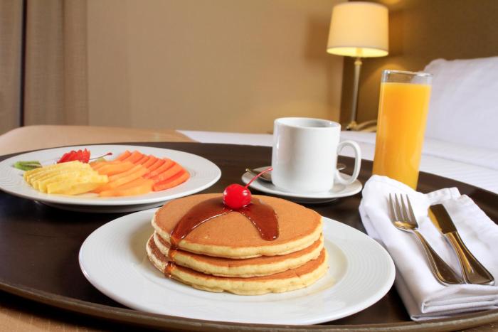 holiday inn monclova by ihg