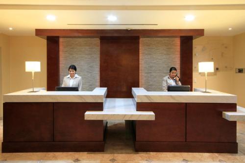 holiday inn monclova by ihg