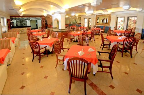 holiday inn monclova by ihg
