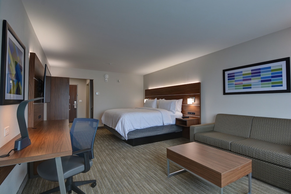 holiday inn express and suites greenville taylors