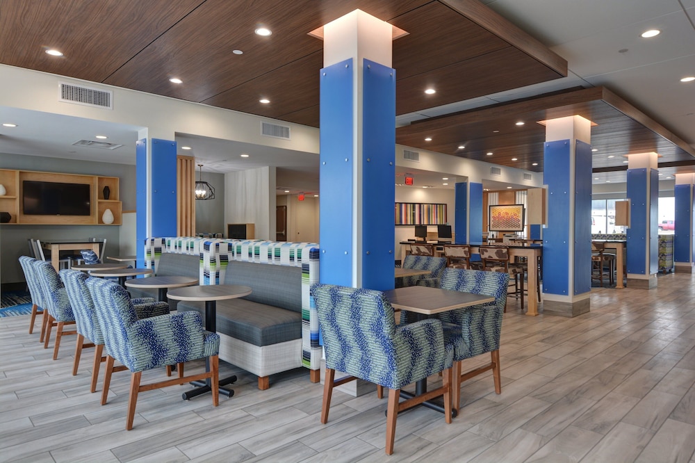 holiday inn express and suites greenville taylors