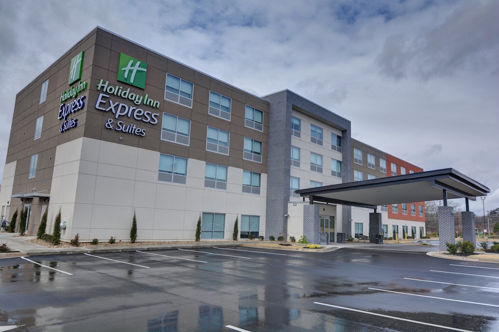 holiday inn express and suites greenville taylors