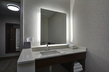 Holiday Inn Express And Suites Greenville - Taylors,Greenville>>Gramling,2.5 star
