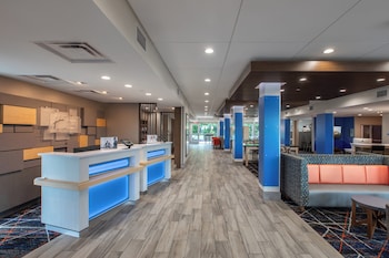 Holiday Inn Express And Suites Greenville - Taylors,Greenville>>Gramling,2.5 star