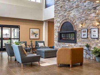 the cranberry ascend hotel collection