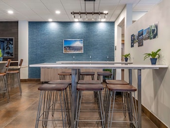 the cranberry ascend hotel collection