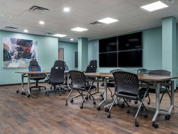 the cranberry ascend hotel collection