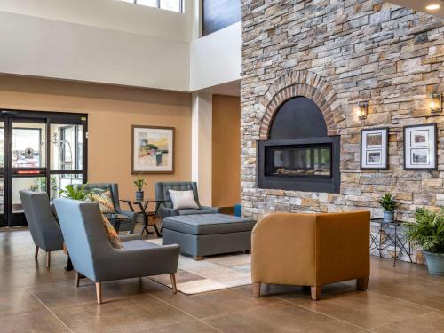 the cranberry ascend hotel collection