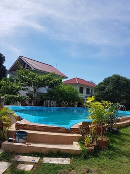 wonderfarm villa
