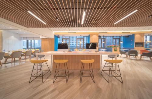 holiday inn express shanghai huijin an ihg hotel