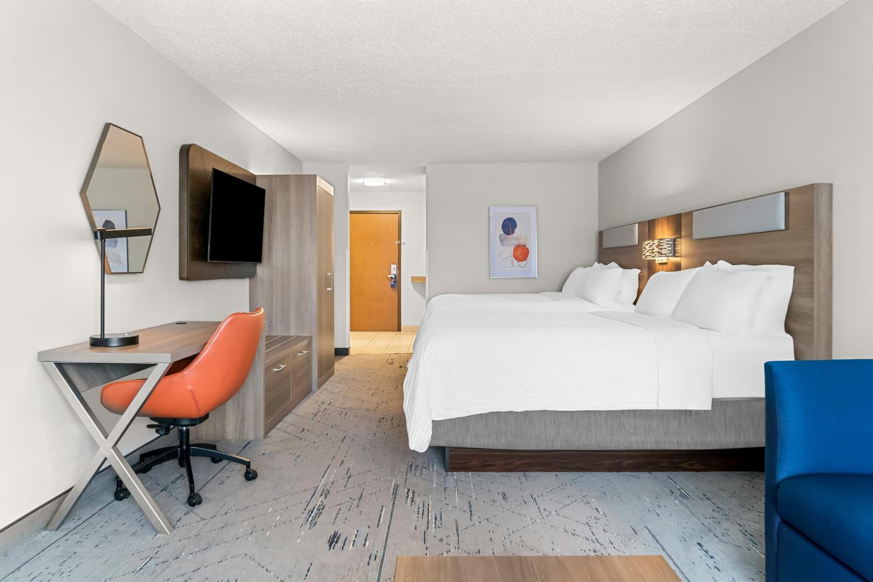 holiday inn express and suites detroit north rosev