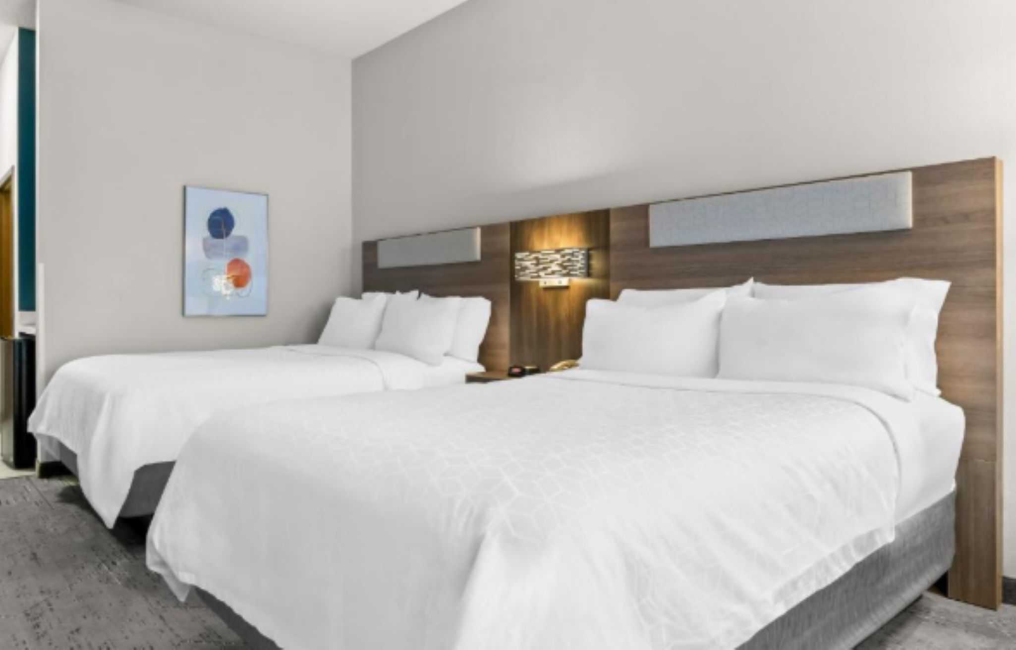 holiday inn express and suites detroit north rosev