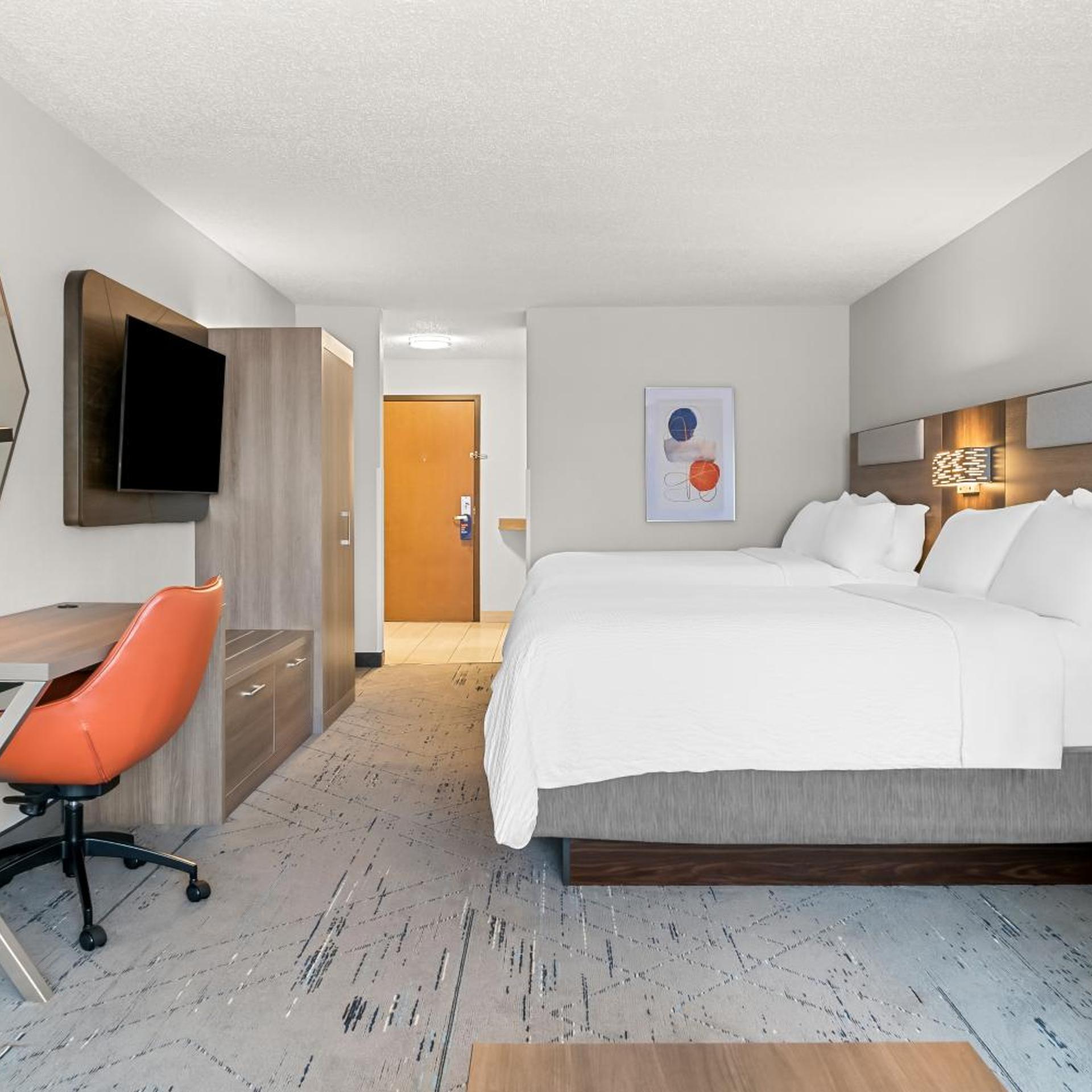 holiday inn express and suites detroit north rosev