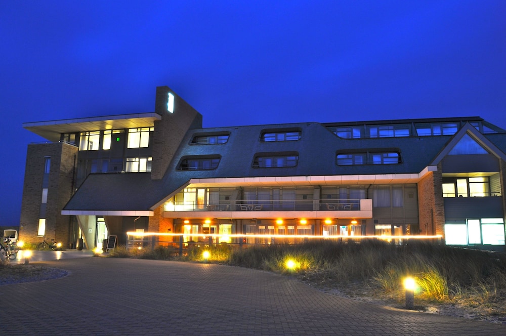 paal 8 hotel aan zee