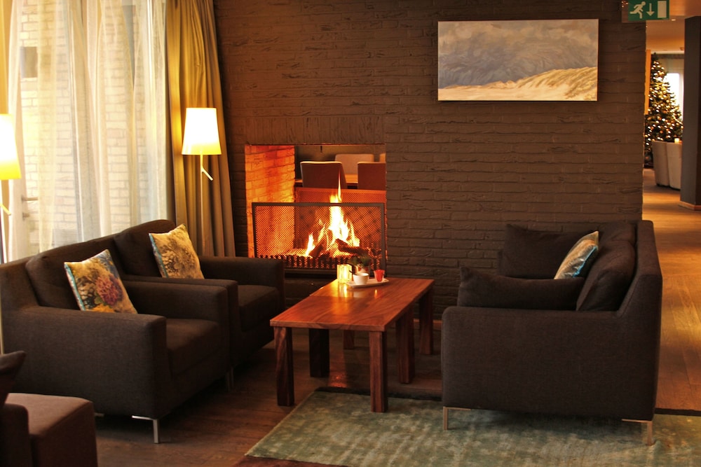 paal 8 hotel aan zee