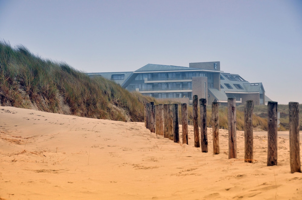 paal 8 hotel aan zee
