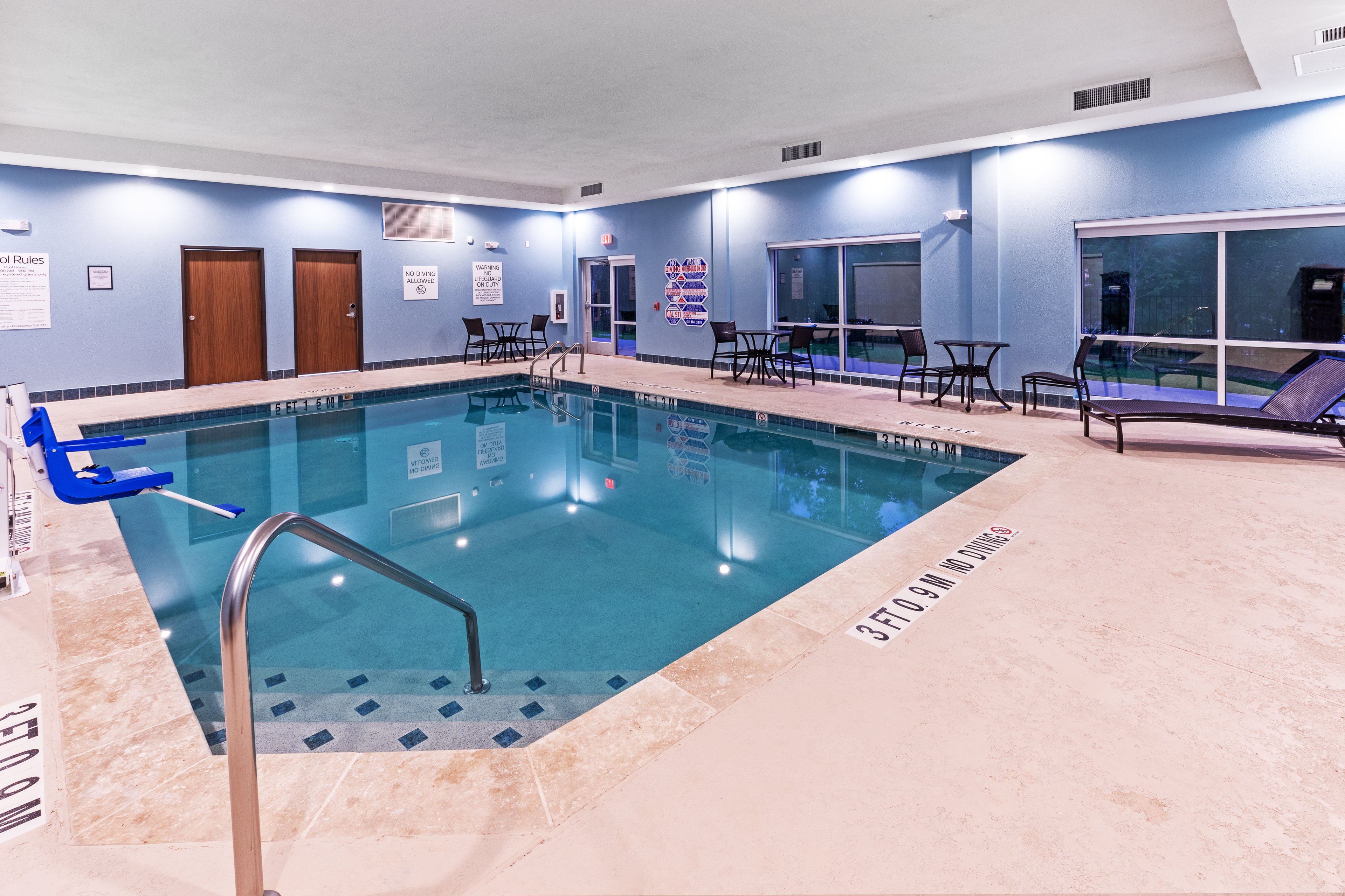 holiday inn express and suites houston n downtown