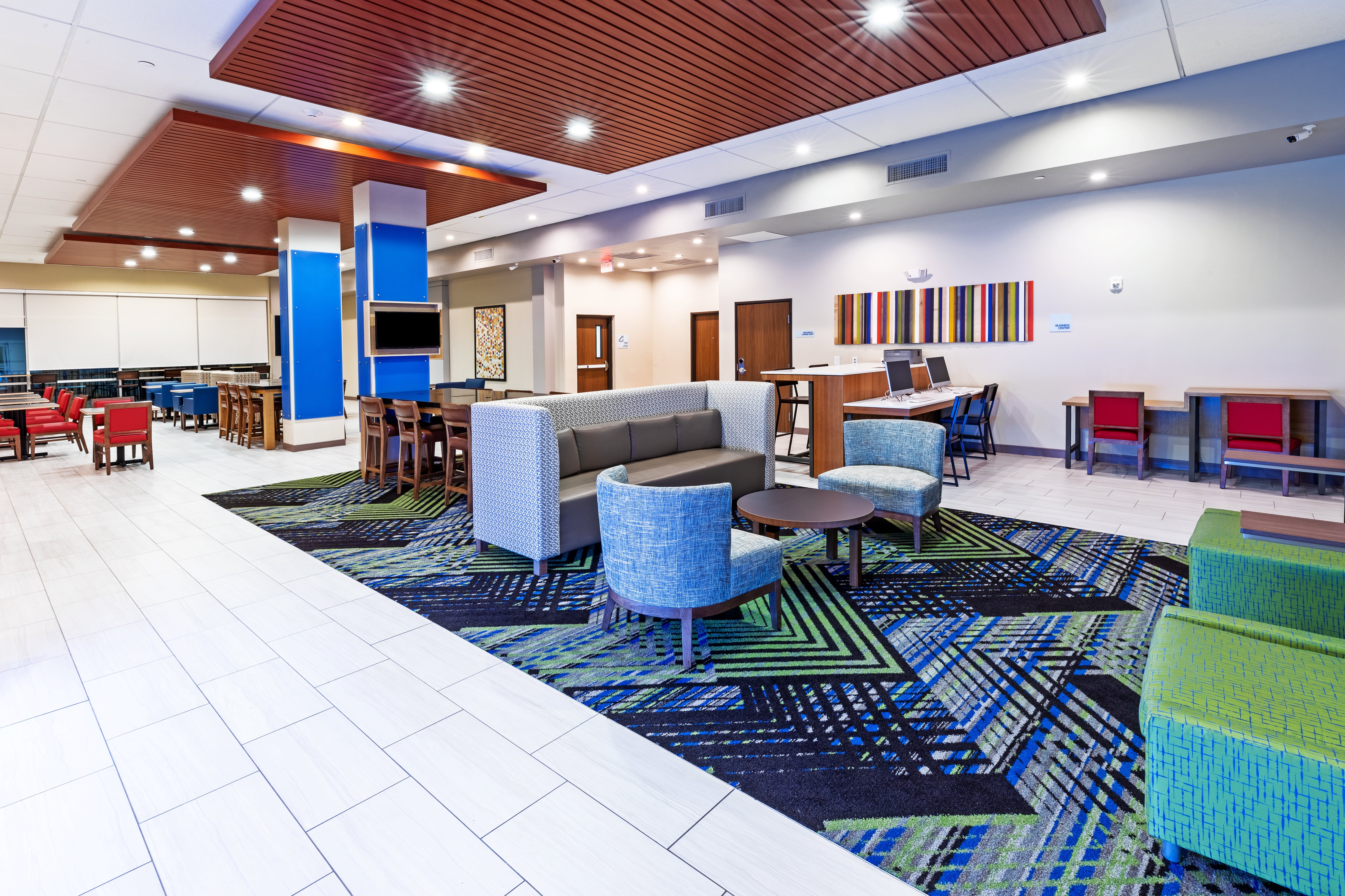 holiday inn express and suites houston n downtown