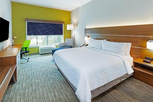 holiday inn express and suites houston n downtown