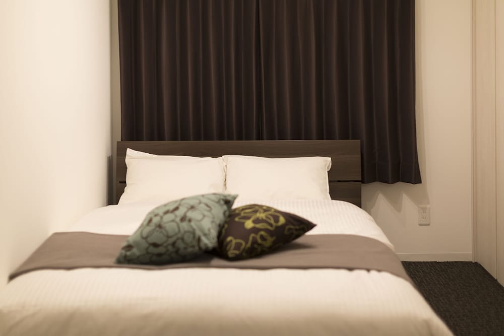 hotel ones residence