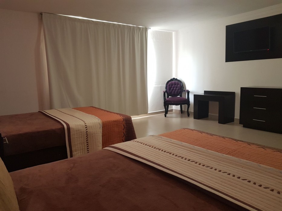 Hotel Las Pergolas,Zapopan>>Guadalajara,3 star