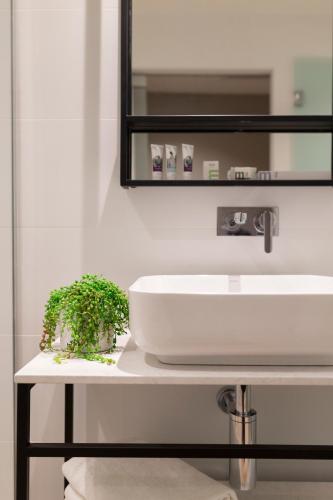 mercure canberra belconnen