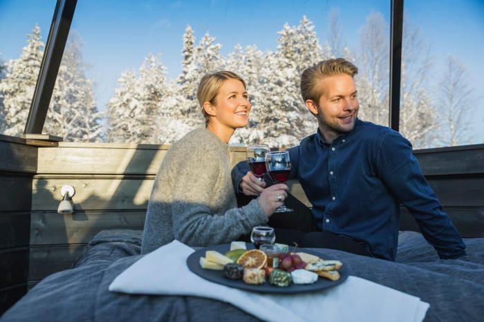 arctic snowhotel and glass igloos