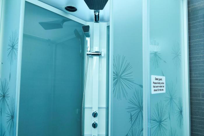 arctic snowhotel and glass igloos