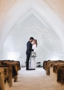 arctic snowhotel and glass igloos