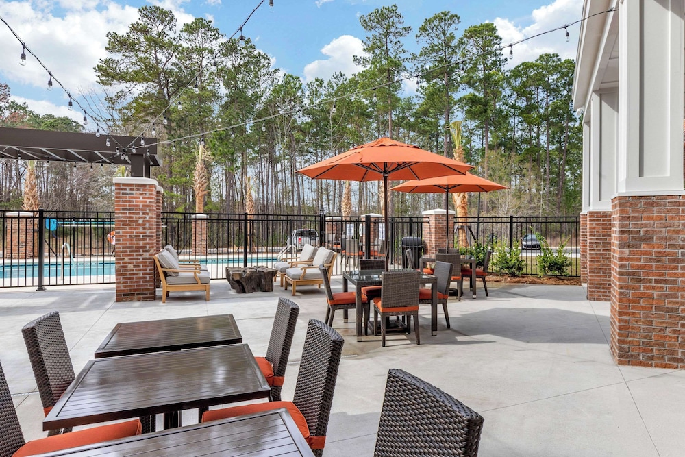 doubletree by hilton summerville nexton