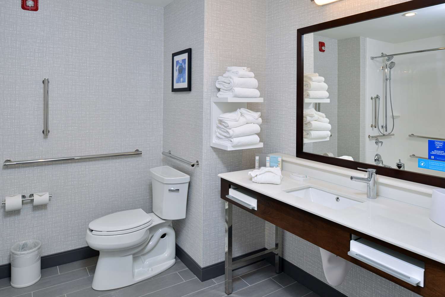 hampton inn and suites adrian