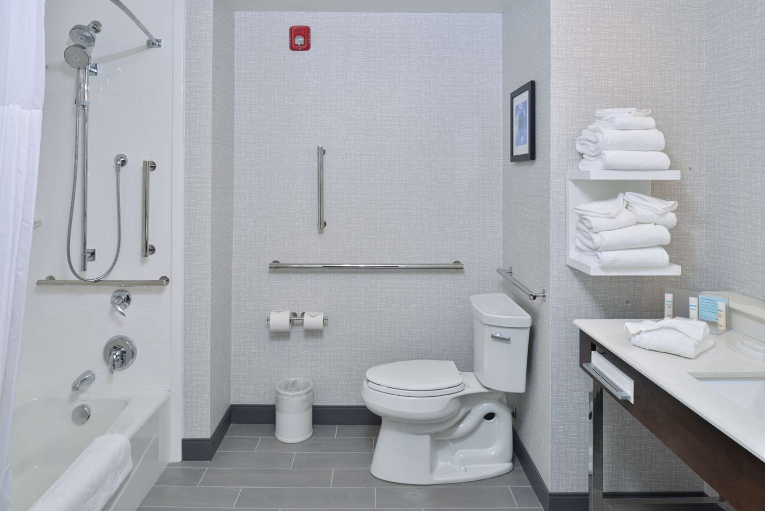 hampton inn and suites adrian